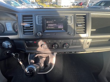 Volkswagen transporter kombi l2 2.0 tdi 102 confort occasion simplicicar la ciotat simplicicar simplicibike france
