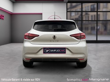 Renault clio v e-tech 140 zen caméra de recul entretien à jour garantie 12 mois occasion simplicicar marignane  simplicicar...
