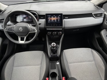 Renault clio v blue dci 100ch evolution - etat neuf - carplay - radar garantie renault 2027 occasion simplicicar salon de...