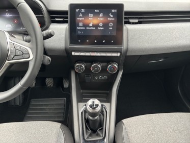 Renault clio v blue dci 100ch evolution - etat neuf - carplay - radar garantie renault 2027 occasion simplicicar salon de...