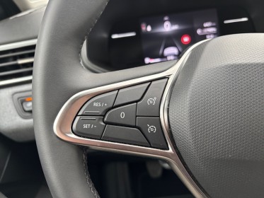 Renault clio v blue dci 100ch evolution - etat neuf - carplay - radar garantie renault 2027 occasion simplicicar salon de...