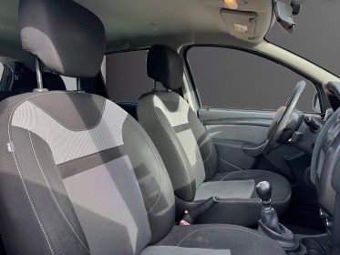 Dacia duster sce 115 4x2 silver line caméra de recul clim régulateur garantie 12 mois occasion simplicicar perpignan ...