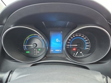 Toyota auris hybride 136h dynamic occasion simplicicar velay simplicicar simplicibike france