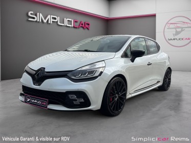 Renault clio iv 1.6 turbo 220 edc rs trophy - garantie 12 mois occasion simplicicar reims simplicicar simplicibike france