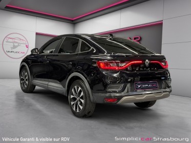 Renault arkana e-tech 145 business suivi complet renault camera - line assit - feux full led - keyless go occasion...