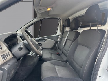 Renault trafic plancher cabine confort l2h1 dci 120ch - attelage - faible km - occasion simplicicar compiegne simplicicar...