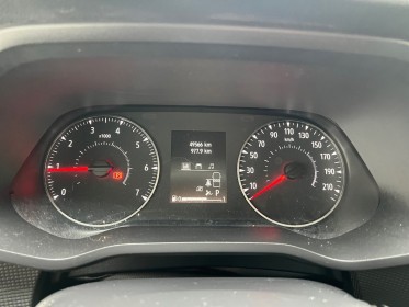 Renault trafic fourgon gn l1h1 3000 kg blue dci 150 edc grand confort occasion parc voitures beauvais simplicicar...