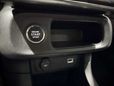 Citroen c3 83 ss bvm5 shine pack caméra de recul gps carplay clim auto occasion simplicicar magny-en-vexin simplicicar...