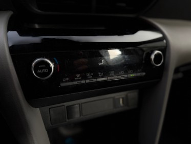 Toyota yaris cross hybride my22 116h 2wd dynamic / carplay / caméra de recul / garantie 12 mois occasion paris 17ème...