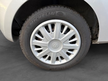 Renault twingo ii 1.2 lev 16v 75 eco2 authentique euro 5 occasion simplicicar caen  simplicicar simplicibike france