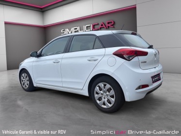 Hyundai i20 business 1.1 crdi 75 blue drive business garantie 12 mois occasion simplicicar brive la gaillarde  simplicicar...