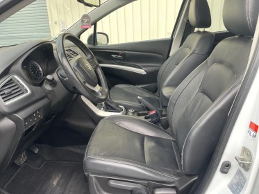 Suzuki sx4 s cross 1.6 ddis 120cv diesel  style 4x4 garantie 12 mois occasion simplicicar royan simplicicar simplicibike france