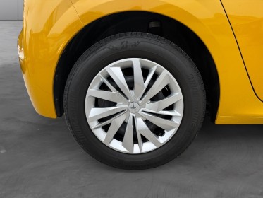 Peugeot 208 1.2l 75cv  ss bvm5 like distribution neuve clim automatique détecteur de franchissement de ligne garantie 12...