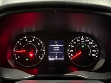 Dacia duster sce 115 4x2 essentiel clim phares auto caméra de recul 4 vitres electriques gps occasion simplicicar...