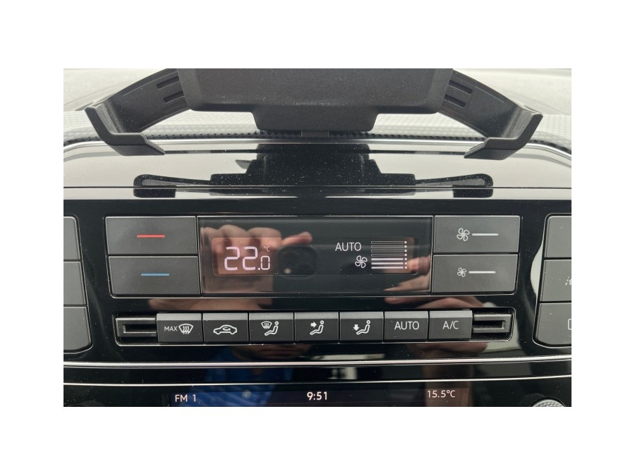 VOLKSWAGEN d'occasion UP E-UP 2.0 83 BUSINESS de 2022 Toulouse Nord