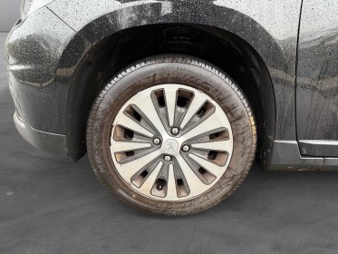 Peugeot 2008 business 1.6 bluehdi 100ch ss etg6 active business occasion champigny-sur-marne (94) simplicicar simplicibike...