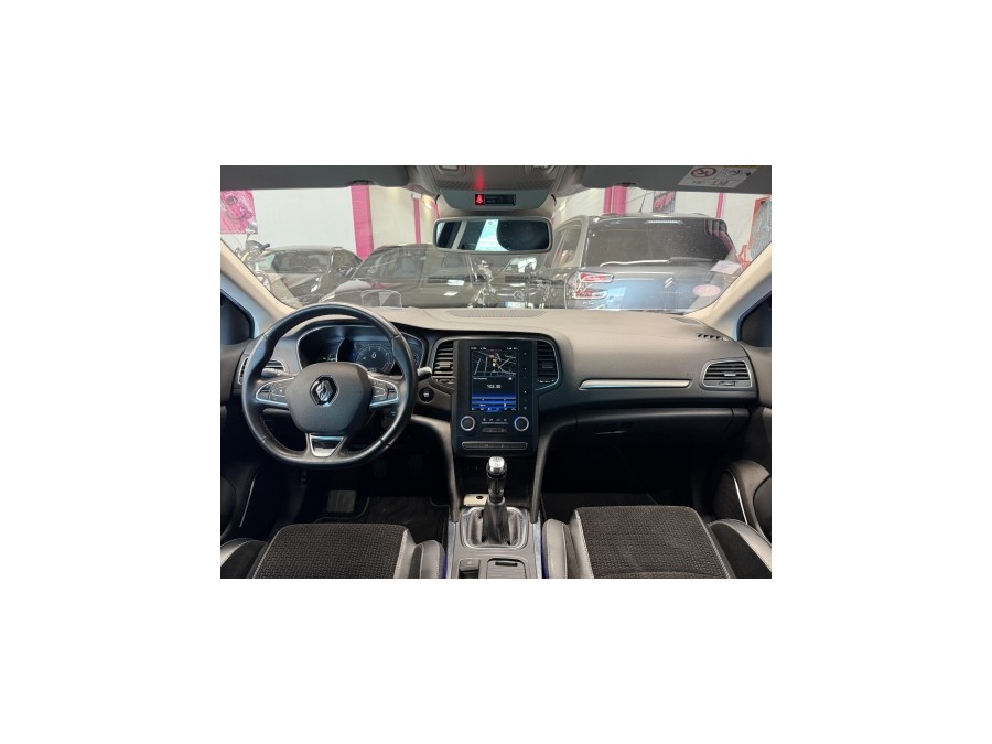 RENAULT d'occasion MEGANE TCE 130 LIMITED de 2017 Villebon Sur Yvette
