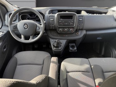 Renault trafic 2l  dci 145ch zen energy ss 9 places entretien complet état neuf garantie 12 mois occasion simplicicar...