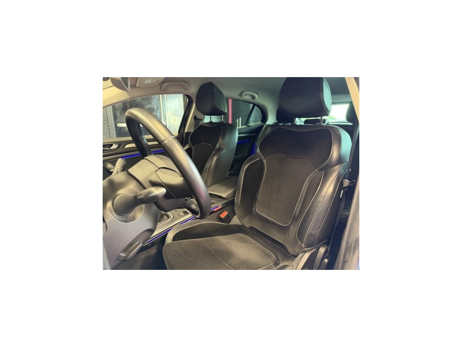 RENAULT d'occasion MEGANE TCE 130 LIMITED de 2017 Villebon Sur Yvette