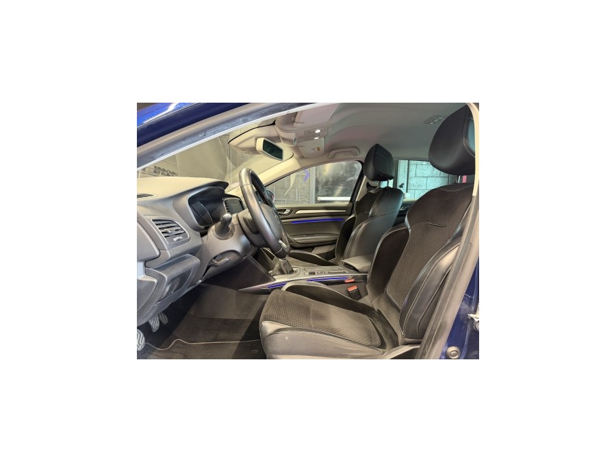RENAULT d'occasion MEGANE TCE 130 LIMITED de 2017 Villebon Sur Yvette