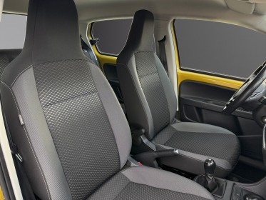 Volkswagen up! 2.0 65 ch bluemotion technology active caméra de recul line assist garantie 12 mois occasion simplicicar...