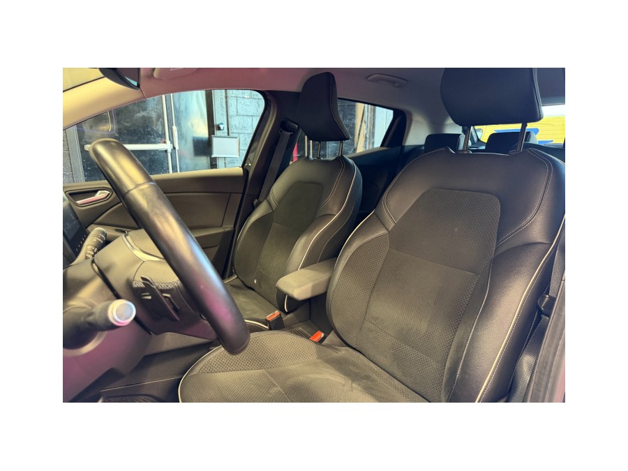 RENAULT d'occasion CLIO 1.3 TCE 130 RS LINE EDC de 2020 Villebon Sur