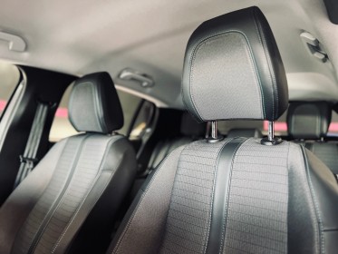 Peugeot 208 allure 100ch ss bvm6 /garantie 12 mois extension possible occasion simplicicar annecy simplicicar simplicibike...