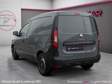 Renault express 95cv confort occasion simplicicar lyon nord simplicicar simplicibike france