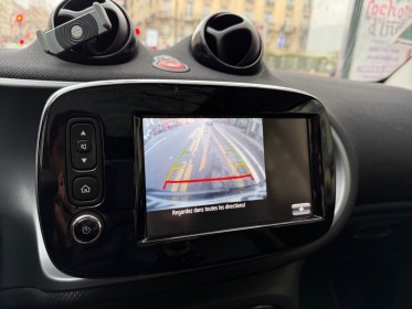 Smart fortwo coupe 0.9 90 ch ss ba6 prime/ siÈges chauffants / toit panoramique / rÉgulateur de vitesse occasion paris...