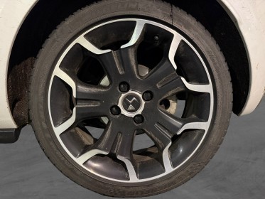 Ds ds 3 bluehdi 120 ss bvm6 sport chic faible km distribution ok entretien garantie 12 mois occasion simplicicar saint-jean...