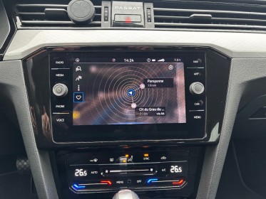 Volkswagen passat 1.5 tsi act opf 150 dsg7 lounge - carplay - sellerie cuire - full led - parck assist - line assist occasion...