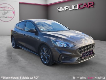 Ford focus 1l ecoboost 125 ch st line révisée garantie 12 mois caméra de recul occasion simplicicar vichy simplicicar...
