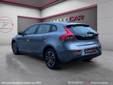 Volvo v40 business d2 120 ch business - suivi/caméra de recul/radar ar - garantie 12 mois occasion simplicicar soissons...