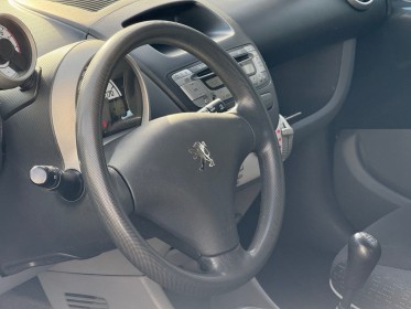 Peugeot 107 1.0e 12v 68ch blue lion trendy garantie 12 mois occasion scl 56 - simplicicar vannes simplicicar simplicibike...