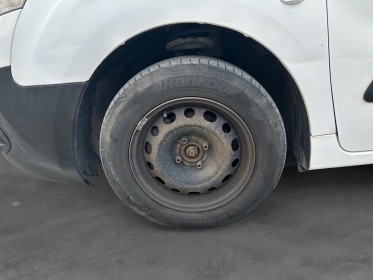 Peugeot partner fgn 1.6 e-hdi 90ch -boite automatique- pack cd clim plus occasion simplicicar lagny  simplicicar simplicibike...