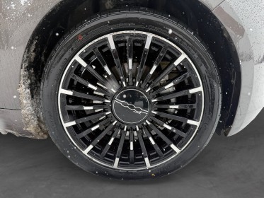 Fiat 500 nouvelle e 118 ch icône plus / garantie 12 mois / 4 portes / carplay - camera - toit pano occasion simplicicar...