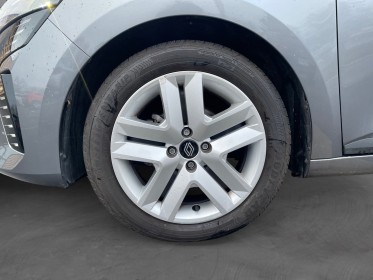 Renault clio v nouvelle tce 90 evolution - suivi à jour renault - faible km - carplay occasion simplicicar compiegne...