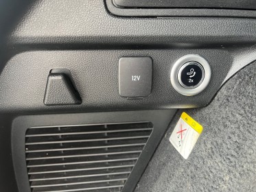 Ford kuga 2.0 ecoblue 190 bva8 i-awd st-line x tva recuperable garantie 12 mois occasion simplicicar limoges  simplicicar...