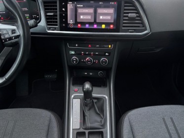 Seat ateca 2.0 tdi 150 dsg7 style toit ouvrant carplay hayon électrique garantie 12 mois occasion barberey simplicicar...
