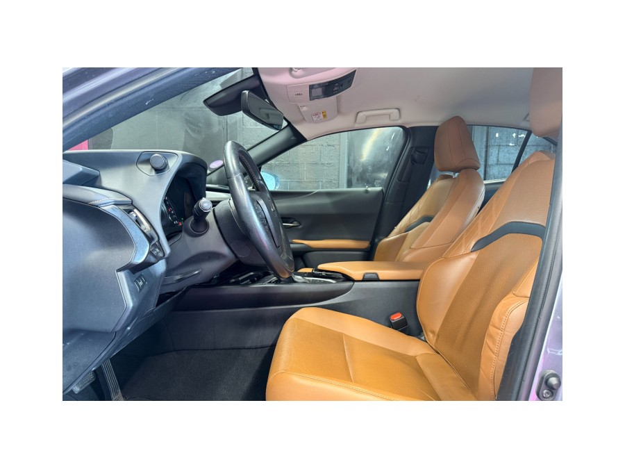 LEXUS d'occasion NX 250H 2WD PACK CONFORT BUSINESS de 2021 Villebon