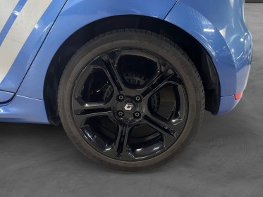 Renault clio iv tce 120 gt edc caméra de recul sièges gt garantie 12 mois occasion simplicicar meximieux simplicicar...