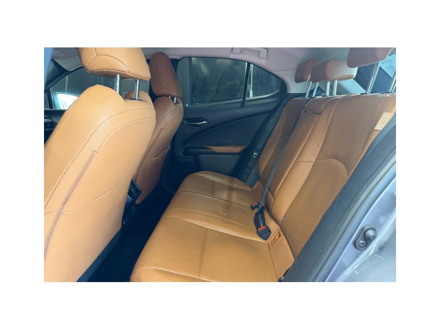 LEXUS d'occasion NX 250H 2WD PACK CONFORT BUSINESS de 2021 Villebon