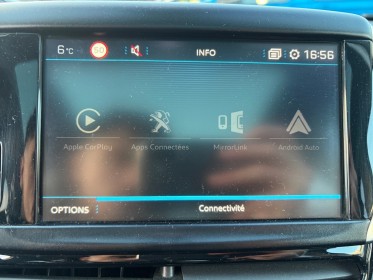 Peugeot 2008 1.6 bluehdi 120ch ss bvm6 crossway garantie 12 mois occasion simplicicar limoges  simplicicar simplicibike france