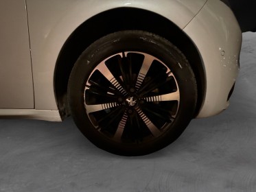Peugeot 208 puretech 110ch ss eat6 allure, boite automatique, radar de recul, jantes en alliage occasion simplicicar...