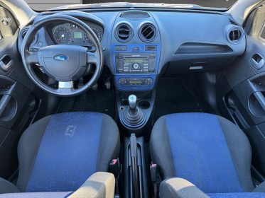 Ford fiesta 1.4i 85ch courroie à jour garantie 12 mois occasion montpellier (34) simplicicar simplicibike france
