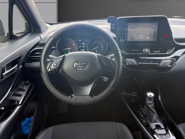 Toyota c-hr hybride mc19 1.8l edition finition team deutschland / garantie 12 mois occasion simplicicar lyon nord simplicicar...