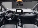 Toyota c-hr hybride my23 simplifiee 1.8l design ultimate / carplay / siège chauffant / garantie 12 mois occasion paris...
