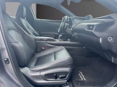 Lexus ux 300 luxe caméra carplay siège ventilé chauffant keyless-go garantie 12 mois occasion simplicicar bordeaux ...