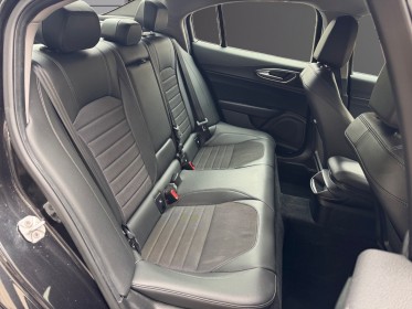 Alfa romeo giulia my19 2.2 136 ch at8 super / carplay / radar de recul / entretien a jour / garantie 12 mois occasion paris...