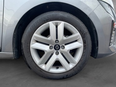 Renault clio v nouvelle tce 90 evolution - suivi à jour renault - faible km - carplay - gps occasion simplicicar compiegne...